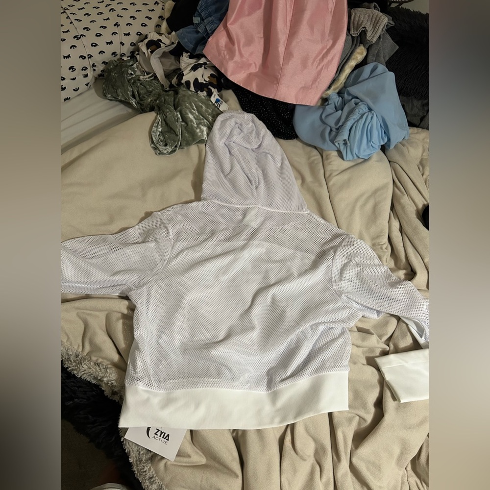 white mesh winner hoodie